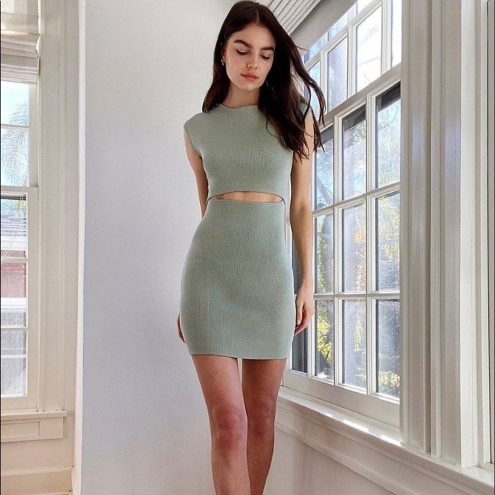 Aritzia Wilfred Free Cut-Out Knit Dress